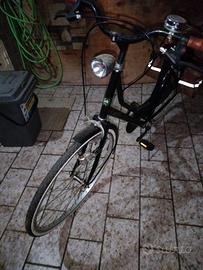 bici da donna da passaggio 