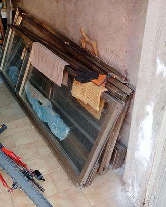 N.2 porte in alluminio per esterno
