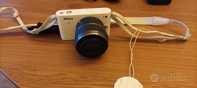 Fotocamera Mirrorless Nikon J1