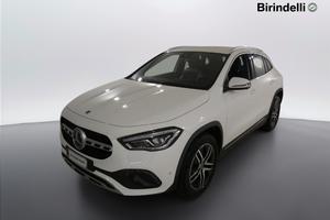 MERCEDES-BENZ GLA (H247) - GLA 200 d Auto