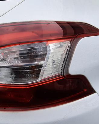 PEUGEOT 308 ANNO 2015 - STOP POSTERIORE DESTRO