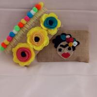 Pochette all'uncinetto 