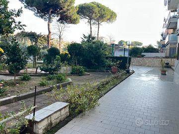 Monteruscello coop.Flegrea, app.to con giardino