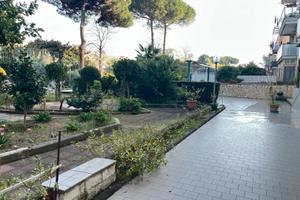 Monteruscello coop.Flegrea, app.to con giardino