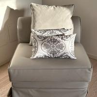 Poltrona in ecopelle grigio perla due posti