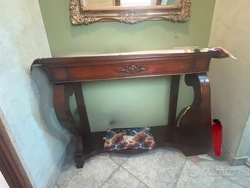 Consolle di legno stile classico