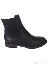 Stivaletti modello Beatles pelle