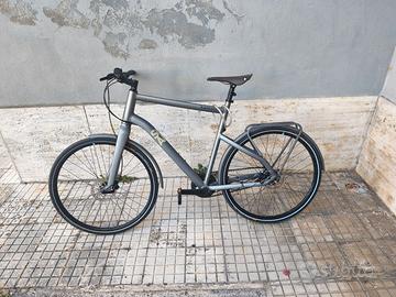 bici urban ghost square