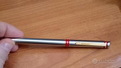 Penna stilografica Ferrari