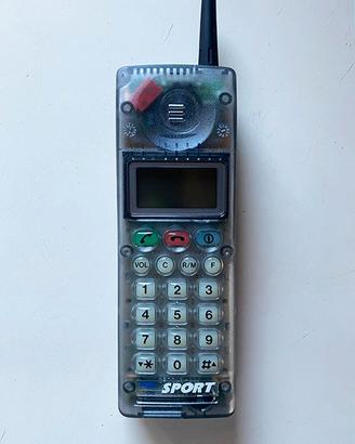 E-TACS PORTABLE TELEPHONE