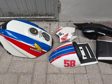 Kit cafè racer (coda, sella, serbatoio, fianchett)