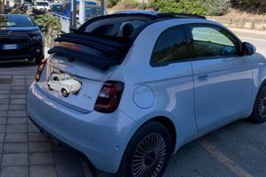 Fiat 500e cabrio elettrica