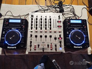 Mixer behringer djx 700 e coppia di Numark NDX 500