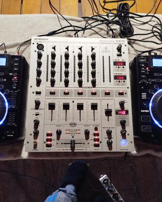 Mixer behringer djx 700 e coppia di Numark NDX 500