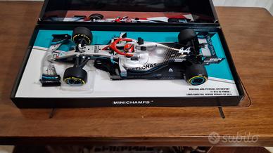 minichamps 1:18 mercedes amg F1 lewis hamilton 