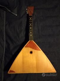 Balalaika russa