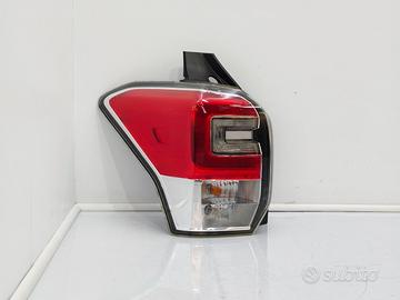 Faro fanale stop posteriore sinistra subaru forest