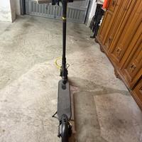 MONOPATTINO ELETTRICO LEXGO R8X lite