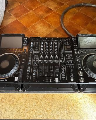 PIONEER CDJ 3000 + DJM A9 + 3 FLIGHTCASE