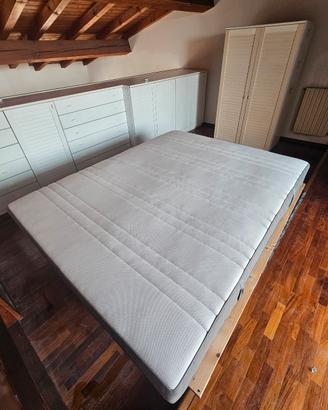 Materasso IKEA HÖVÅG + rete a doghe 160×220 cm