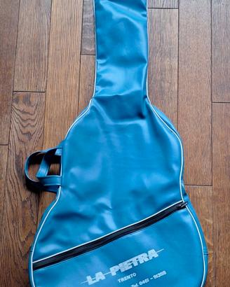 Custodia in pelle, accordatore, corso chitarra