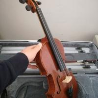 Violino quattro quarti con arco e custodia