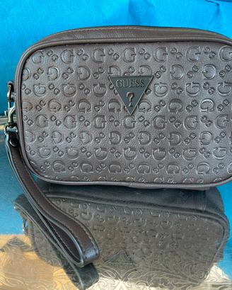 Guess - borsa da polso marrone piccola