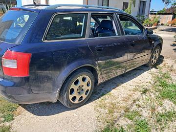Audi A4 1.9 TDI – 2004 – €800