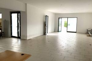 Locale commerciale/deposito/studio