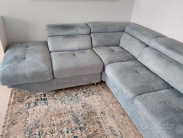 Divano ad angolo con letto matrimoniale