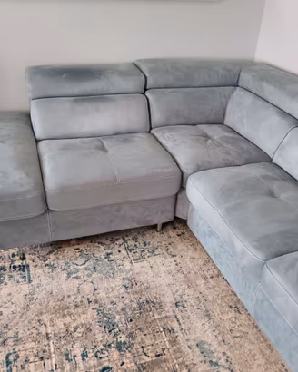 Divano ad angolo con letto matrimoniale