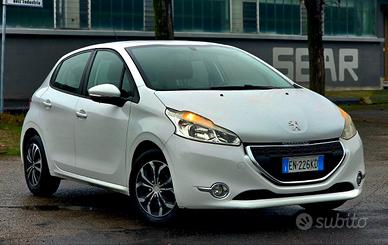 Peugeot 208 1.2 Vti LAVORI FATTI