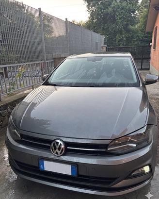 Volkswagen  polo
