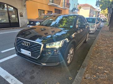 Audi Q2 1.6 TDI S tronic Business Unico Proprietar