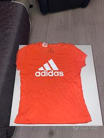 t-shirt adidas
