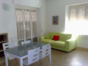 Trilocale a 70 metri dal mare