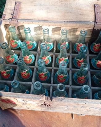 Cassetta e 24 bottigliette Aranciata S.Pellegrino 