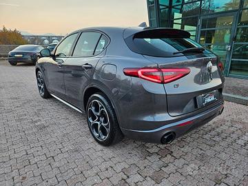 Alfa Romeo Stelvio 2.2 Turbodiesel 210 CV AT8 Q4 V