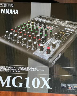 Mixer YAMAHA MG10X