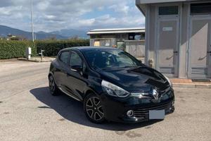 2013 Renault nuova clio 4' (prezzo trattabile)