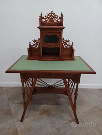 Scrittoio stile liberty