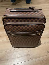 trolley louis vuitton