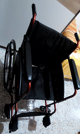 Carrozzina per anziani