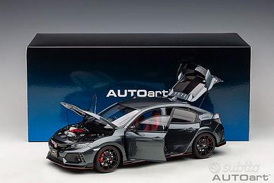 Autoart 1/18 Honda Civic type R (FK 8)
