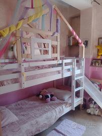 letto a castello con scivolo 