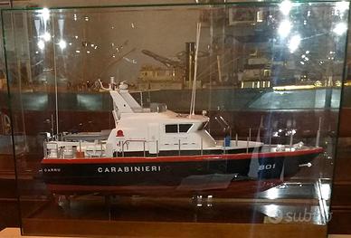 Motovedetta Classe 800 Carabinieri scala 1:20