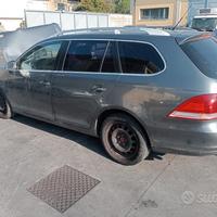 Volkswagen Golf 6 Variant 1.6TDI 2010 Per Ricambi