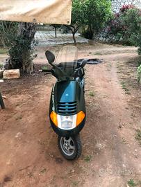 Scooter piaggio hexagon 125