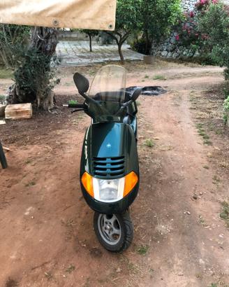 Scooter piaggio hexagon 125