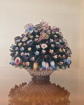 Cesto di Fiori in Ceramica di Capodimonte